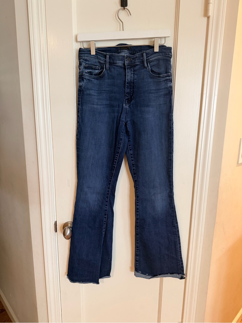 MOTHER The Weekender Fray in Mint Condition Rinse Jeans 29 - Picture 4 of 14